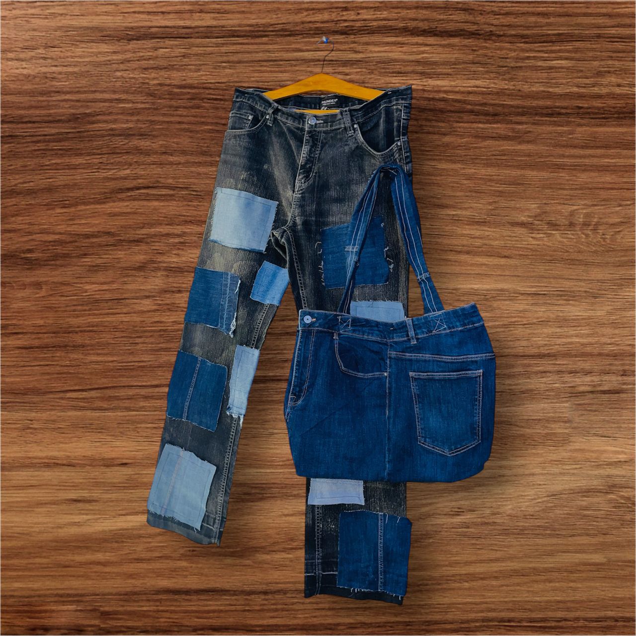 Ensemble ( jeans et Totebag)